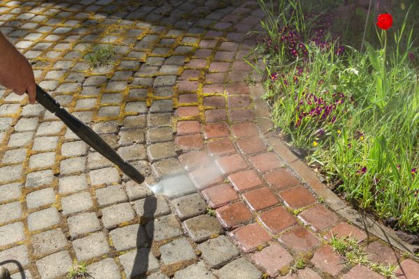 Cost of Walkway Cleaning Service in Pottstown